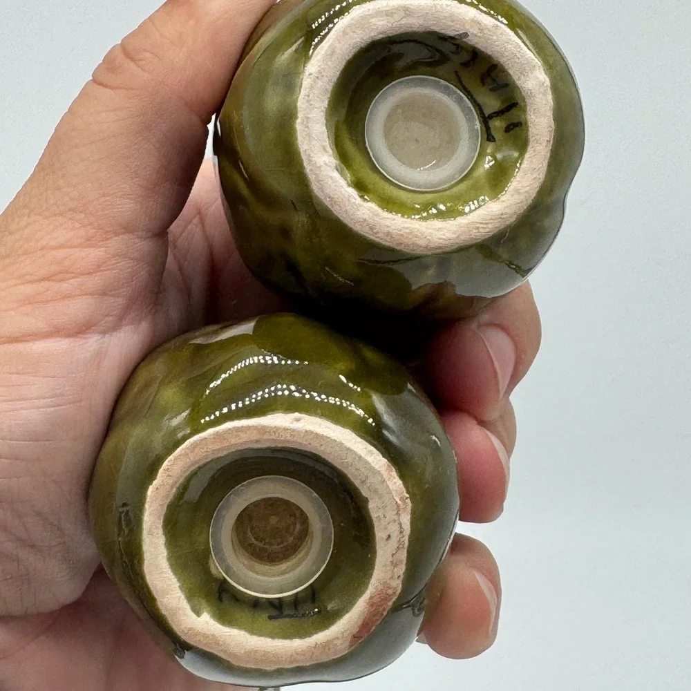 Vintage Signed Italian Majolica Artichoke Salt Pepper Shakers Leaf Caddy Set